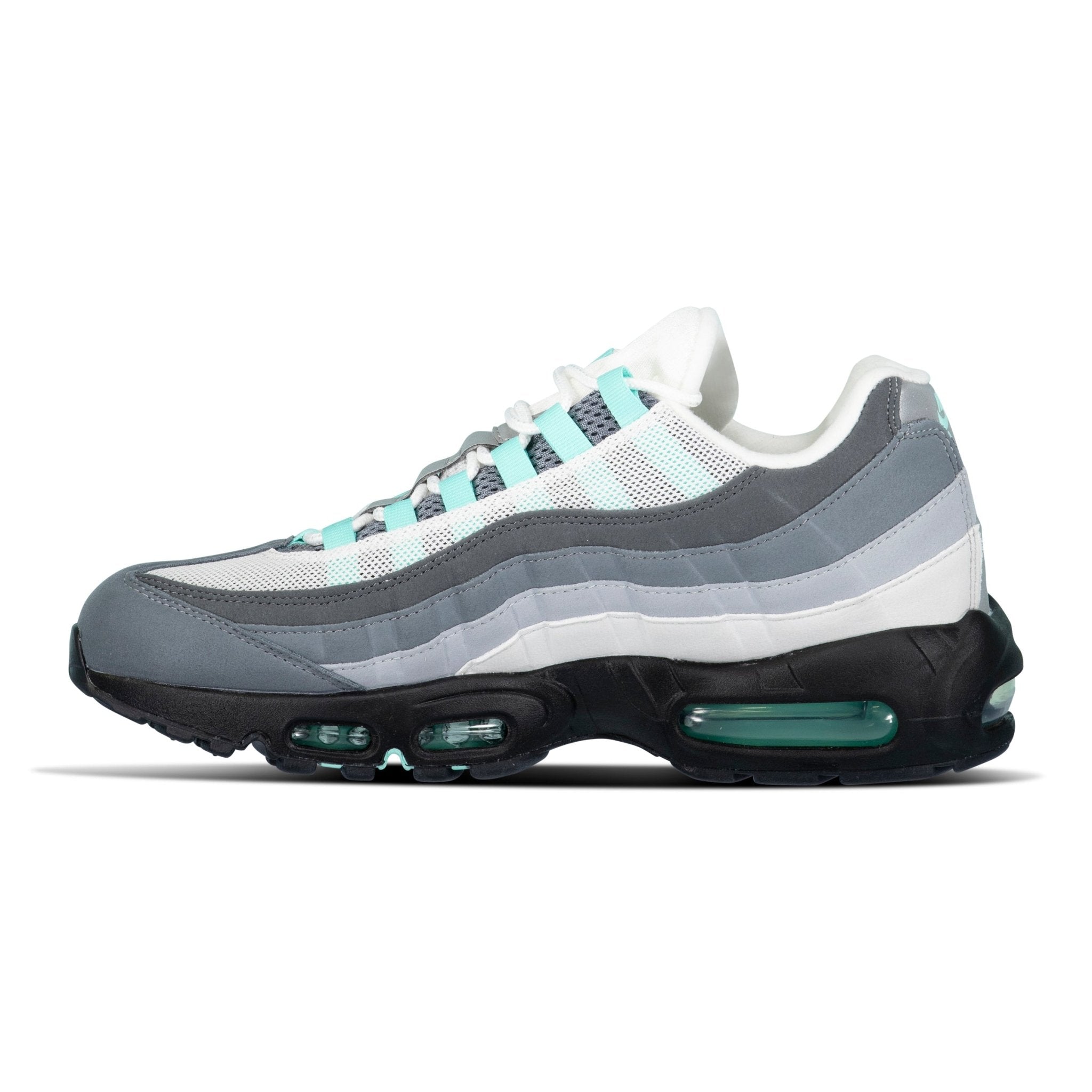 NIKE | [title] | AffluentAttire - Designer Clothing outlet below RRP