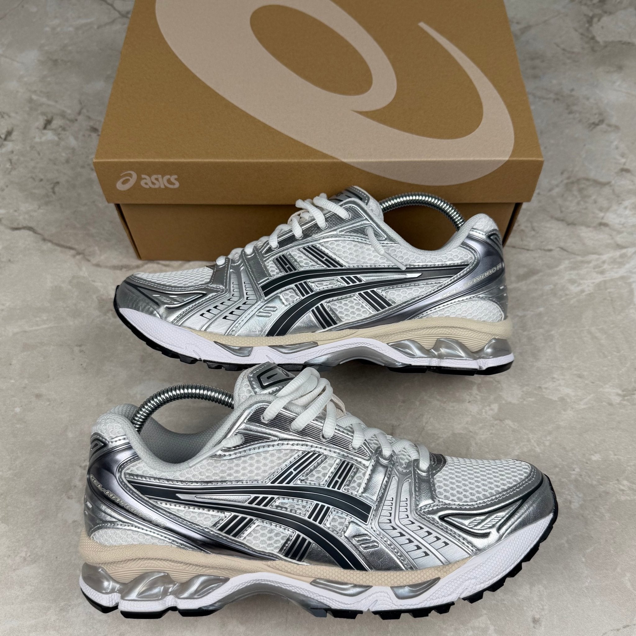 ASICS | [title] | AffluentAttire - Designer Clothing outlet below RRP